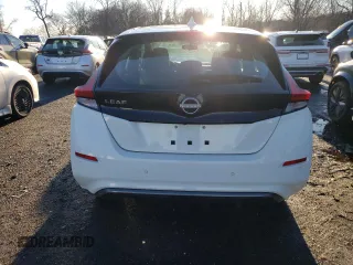 2024 Nissan LEAF S z VIN 1N4AZ1BV8RC556311, wystawiony jako Copart lot #85696754 z przebiegiem 1 279 mil mil oraz Szkoda całkowita • Salvage title. Historia ofert i sprzedaży dostępna na DreamBid. Obrazek 6.