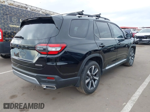 2024 Honda Pilot Touring z VIN 5FNYG1H70RB032368, wystawiony jako IAAI lot #41805758 z przebiegiem 13 078 mil mil oraz . Historia ofert i sprzedaży dostępna na DreamBid. Obrazek 4.