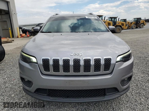 2019 Jeep Cherokee Latitude with VIN 1C4PJLCB2KD232654, listed as a Copart auction lot 50892105 with 138,673 mi miles and Salvage title. Bid and sale history available at DreamBid. Image 5.