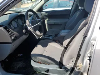 2006 Chrysler 300 with VIN 2C3KA43R96H366488, listed as a Copart auction lot 50788305 with 175,336 mi miles and Salvage Title. Bid and sale history available at carsss.com. Image 7.