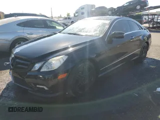 2010 Mercedes-Benz E 550 z VIN WDDKJ7CB3AF027225, wystawiony jako Copart lot #72769604 z przebiegiem 118 926 mil mil oraz Czysty tytuł • Clean title. Historia ofert i sprzedaży dostępna na DreamBid. Obrazek 1.