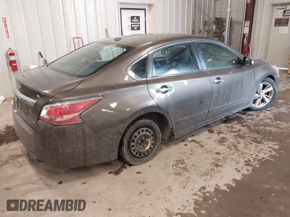 2014 Nissan Altima S with VIN 1N4AL3AP1EC180237, listed as a IAAI auction lot 41636869 with 137,952 mi miles and . Bid and sale history available at DreamBid. Image 4.