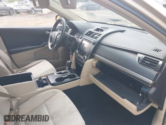 2012 Toyota Camry L z VIN 4T4BF1FK2CR173135, wystawiony jako IAAI lot #40028950 z przebiegiem 240 668 mil mil oraz . Historia ofert i sprzedaży dostępna na DreamBid. Obrazek 5.