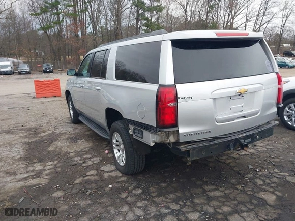 2019 Chevrolet Suburban LT with VIN 1GNSKHKCXKR192655, listed as a IAAI auction lot 41184525 with 161,943 mi miles. Bid and sale history available at carsss.com. Image 3.
