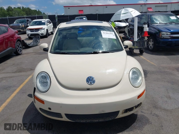 2007 Volkswagen Beetle with VIN 3VWRW31C27M511441, listed as a IAAI auction lot 42362203 with 200,236 mi miles and . Bid and sale history available at DreamBid. Image 12.