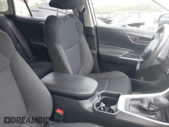 2019 Toyota RAV4 LE with VIN JTMK1RFVXKD033547, listed as a IAAI auction lot 40508021 with 72,849 mi miles. Bid and sale history available at carsss.com. Image 5.