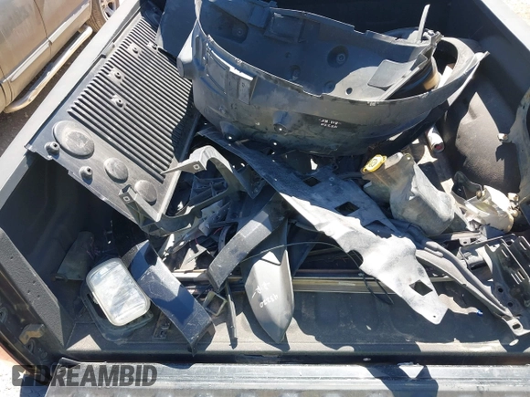 2015 Ram 2500 Tradesman with VIN 3C6UR5CJ3FG614884, listed as a IAAI auction lot 41656924 with 1 mi miles. Bid and sale history available at carsss.com. Image 18.