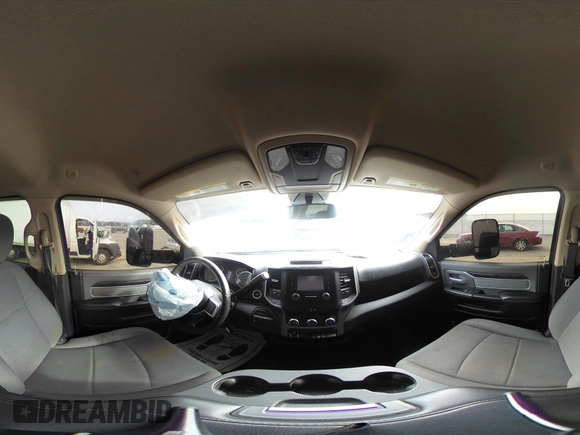 2019 Ram 2500 Big Horn with VIN 3C6UR5JL5KG703032, listed as a IAAI auction lot 41700190 with 90,215 mi miles. Bid and sale history available at carsss.com. Image 18.