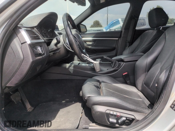 2016 BMW 3 Series 328i xDrive с VIN WBA8E3G55GNU04932, выставлен на аукционе Copart как лот 62412935 с пробегом 151 989 миль миль и Списание • Salvage title. История ставок и продаж доступна на DreamBid. Изображение 7.