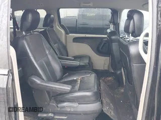 2011 Chrysler Town & Country Limited with VIN 2A4RR6DGXBR653039, listed as a IAAI auction lot 41217531 with 155,981 mi miles. Bid and sale history available at carsss.com. Image 8.