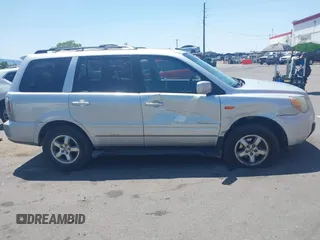 2007 Honda Pilot EX-L с VIN 2HKYF18667H516800, выставлен на аукционе IAAI как лот 42403766 с пробегом 254 600 миль миль и . История ставок и продаж доступна на DreamBid. Изображение 13.