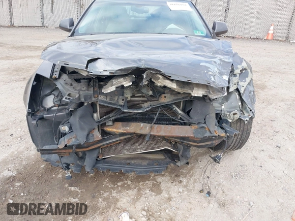 2012 Cadillac CTS Luxury z VIN 1G6DE5E51C0112608, wystawiony jako IAAI lot #41656992 z przebiegiem Nie podano mil oraz . Historia ofert i sprzedaży dostępna na DreamBid. Obrazek 6.