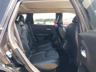 2016 Jeep Cherokee Limited z VIN 1C4PJMDS1GW187030, wystawiony jako IAAI lot #42394195 z przebiegiem 176 411 mil mil oraz . Historia ofert i sprzedaży dostępna na DreamBid. Obrazek 8.