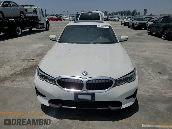 2022 BMW 3 Series 330i with VIN 3MW5R1J04N8C53879, listed as a Copart auction lot 57444544 with 27,972 mi miles and Salvage Title. Bid and sale history available at carsss.com. Image 11.