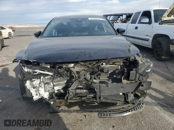 2019 Mazda Mazda3 Hatchback w/Preferred Pkg with VIN JM1BPBMM1K1123347, listed as a Copart auction lot 87330764 with 31,189 mi miles and Salvage Title. Bid and sale history available at carsss.com. Image 5.