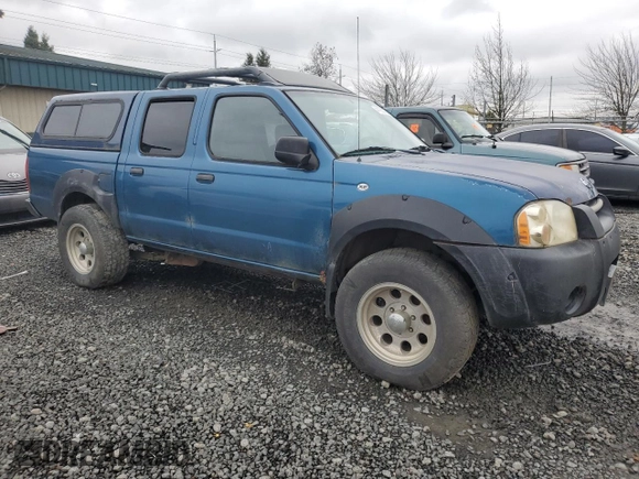 2001 Nissan Frontier SE with VIN 1N6ED27T71C398763, listed as a Copart auction lot 44035275 with 226,738 mi miles and Clean title. Bid and sale history available at DreamBid. Image 4.