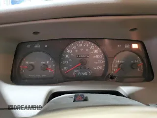 2005 Mercury Grand Marquis GS with VIN 2MEFM74WX5X614325, listed as a Copart auction lot 88117535 with 128,975 mi miles and Clean Title. Bid and sale history available at DreamBid. Image 9.