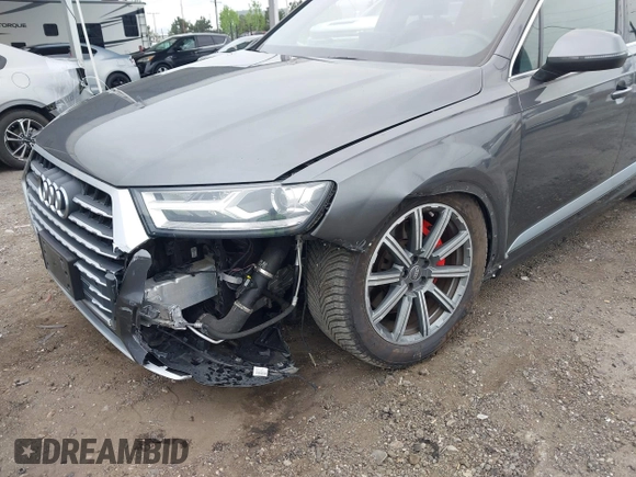 2018 Audi Q7 Premium Plus with VIN WA1LHAF70JD054404, listed as a IAAI auction lot 42068480 with 40,273 mi miles and . Bid and sale history available at DreamBid. Image 6.
