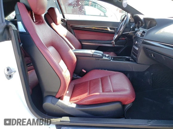 2017 Mercedes-Benz E 400 z VIN WDDKJ6HB8HF361697, wystawiony jako Copart lot #43335175 z przebiegiem 105 160 mil mil oraz Szkoda całkowita • Salvage title. Historia ofert i sprzedaży dostępna na DreamBid. Obrazek 7.