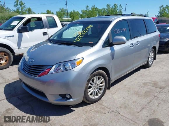 2015 Toyota Sienna XLE с VIN 5TDYK3DC0FS688624, выставлен на аукционе IAAI как лот 42252799 с пробегом 201 522 миль миль и . История ставок и продаж доступна на DreamBid. Изображение 17.