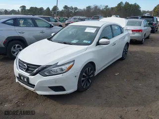 2018 Nissan Altima 2.5 SL with VIN 1N4AL3AP6JC184830, listed as a IAAI auction lot 41330554 with 93,955 mi miles. Bid and sale history available at carsss.com. Image 17.