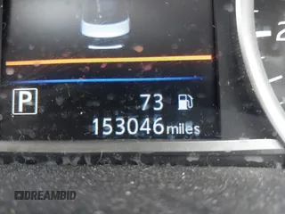 2019 Nissan Sentra S z VIN 3N1AB7AP9KY245846, wystawiony jako IAAI lot #41864692 z przebiegiem 153 046 mil mil oraz . Historia ofert i sprzedaży dostępna na DreamBid. Obrazek 7.