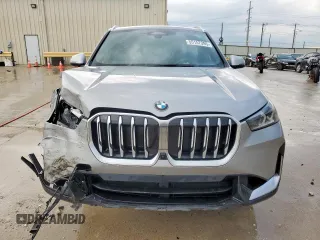 2024 BMW X1 xDrive28i с VIN WBX73EF07R5Z37604, выставлен на аукционе Copart как лот 55157395 с пробегом 9 531 миль миль и Списание • Salvage title. История ставок и продаж доступна на DreamBid. Изображение 5.