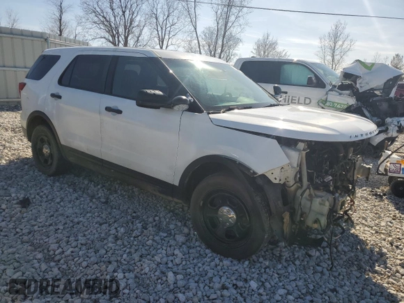 2017 Ford Police Interceptor Utility z VIN 1FM5K8AT2HGB33378, wystawiony jako Copart lot #53235295 z przebiegiem Nie podano mil oraz Czysty tytuł • Clean title. Historia ofert i sprzedaży dostępna na DreamBid. Obrazek 4.