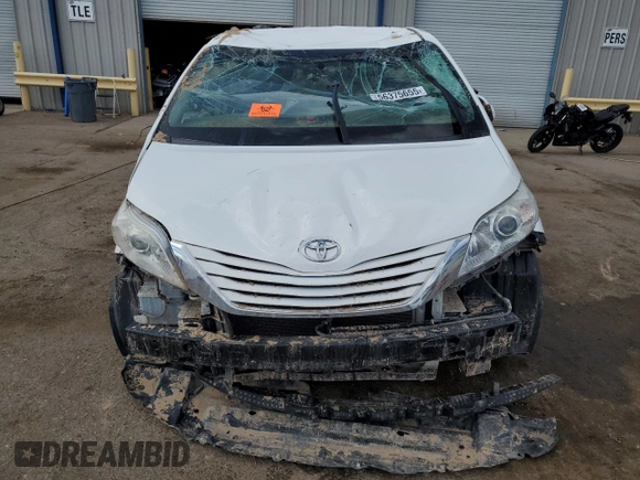2017 Toyota Sienna LE Auto Access Seat с VIN 5TDKZ3DC5HS854768, выставлен на аукционе Copart как лот 56375655 с пробегом 107 198 миль миль и Списание • Salvage title. История ставок и продаж доступна на DreamBid. Изображение 5.