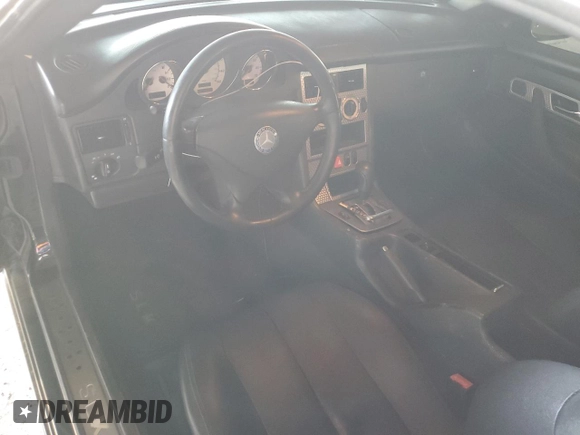 2003 Mercedes-Benz SLK 230 Kompressor z VIN WDBKK49F83F288867, wystawiony jako Copart lot #75726114 z przebiegiem 121 407 mil mil oraz Szkoda całkowita • Salvage title. Historia ofert i sprzedaży dostępna na DreamBid. Obrazek 8.