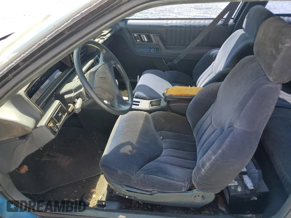 1992 Oldsmobile Cutlass z VIN 1G3WH14T0ND335739, wystawiony jako Copart lot #59796644 z przebiegiem Nie podano mil oraz Nie do naprawy • Non repairable. Historia ofert i sprzedaży dostępna na DreamBid. Obrazek 7.