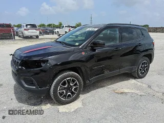 2024 Jeep Compass Trailhawk with VIN 3C4NJDDNXRT137107, listed as a Copart auction lot 62807515 with 29,695 mi miles and Clean title. Bid and sale history available at DreamBid. Image 1.