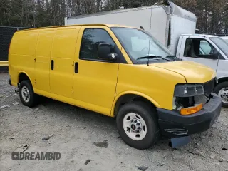 2020 GMC Savana Cargo Van with VIN 1GTW7AFP4L1156184, listed as a Copart auction lot 83474524 with 180,404 mi miles and Clean Title. Bid and sale history available at carsss.com. Image 4.