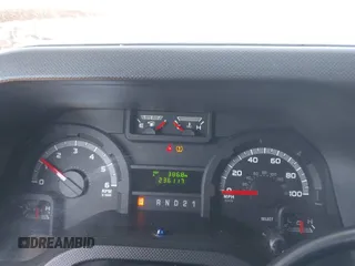 2014 Ford Econoline Cargo Commercial with VIN 1FTNE1EW3EDA92098, listed as a IAAI auction lot 41985717 with 236,117 mi miles and . Bid and sale history available at DreamBid. Image 7.