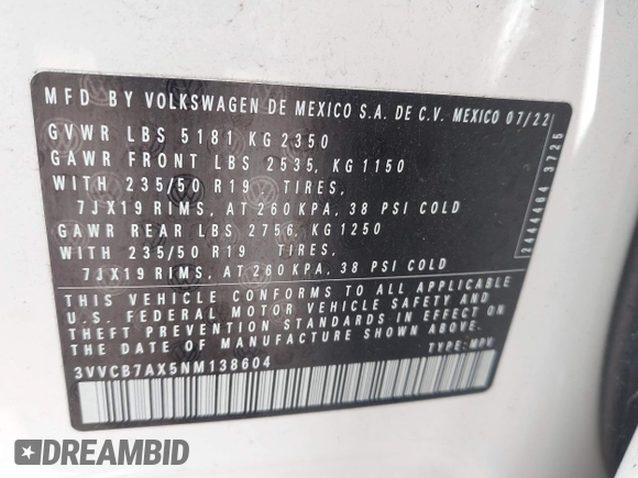 2022 Volkswagen Tiguan SE R-Line Black z VIN 3VVCB7AX5NM138604, wystawiony jako IAAI lot #42104933 z przebiegiem 31 489 mil mil oraz . Historia ofert i sprzedaży dostępna na DreamBid. Obrazek 9.