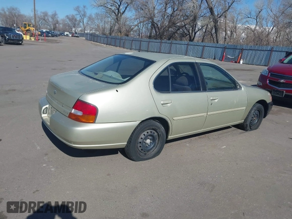 1999 Nissan Altima XE with VIN 1N4DL01D2XC110847, listed as a IAAI auction lot 41685811 with 135,808 mi miles. Bid and sale history available at carsss.com. Image 4.