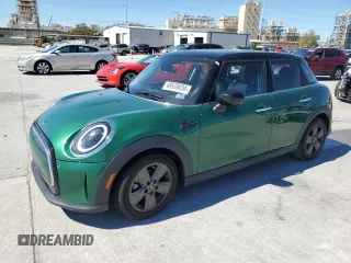2022 MINI Hardtop 4 Door Cooper z VIN WMW33DK07N2P99910, wystawiony jako Copart lot #48639034 z przebiegiem 24 480 mil mil oraz Szkoda całkowita • Salvage title. Historia ofert i sprzedaży dostępna na DreamBid. Obrazek 1.