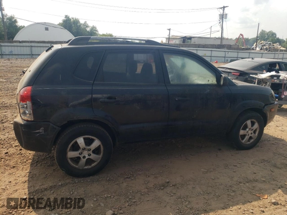 2005 Hyundai Tucson GL with VIN KM8JM12BX5U075930, listed as a Copart auction lot 67500484 with 141,028 mi miles and Salvage Title. Bid and sale history available at carsss.com. Image 3.