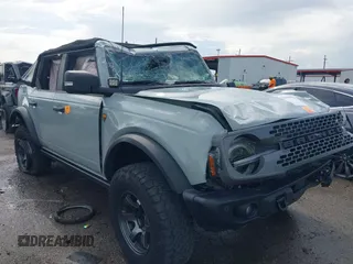 2022 Ford Bronco with VIN 1FMEE5DP1NLA97402, listed as a IAAI auction lot 42446383 with Not provided miles and . Bid and sale history available at DreamBid. Image 1.