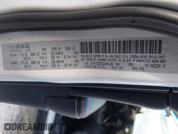 2016 Jeep Cherokee Latitude with VIN 1C4PJMCB7GW304109, listed as a IAAI auction lot 41330879 with 114,503 mi miles. Bid and sale history available at carsss.com. Image 9.