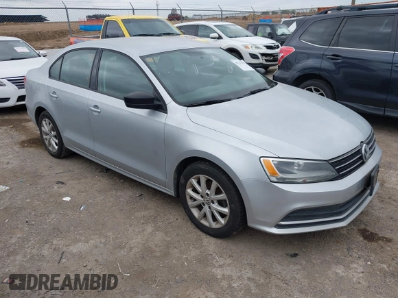 2015 Volkswagen Jetta Sedan 1.8T SE with VIN 3VWD17AJ0FM309503, listed as a IAAI auction lot 42127051 with 223,725 mi miles. Bid and sale history available at carsss.com. Image 1.