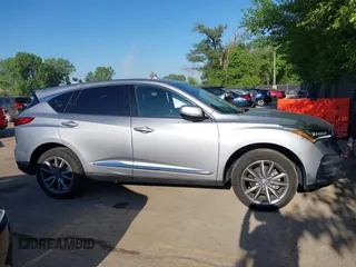 2020 Acura RDX Technology with VIN 5J8TC2H5XLL017439, listed as a IAAI auction lot 42243172 with 55,388 mi miles and . Bid and sale history available at DreamBid. Image 15.