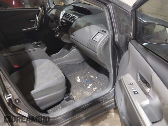 2014 Toyota Prius Two with VIN JTDZN3EU6E3310164, listed as a IAAI auction lot 41807732 with 162,242 mi miles and . Bid and sale history available at DreamBid. Image 5.