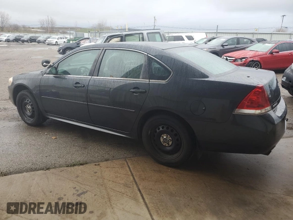 2013 Chevrolet Impala Police with VIN 2G1WD5E31D1261736, listed as a Copart auction lot 80208044 with 55,555 mi miles and Clean Title. Bid and sale history available at carsss.com. Image 2.