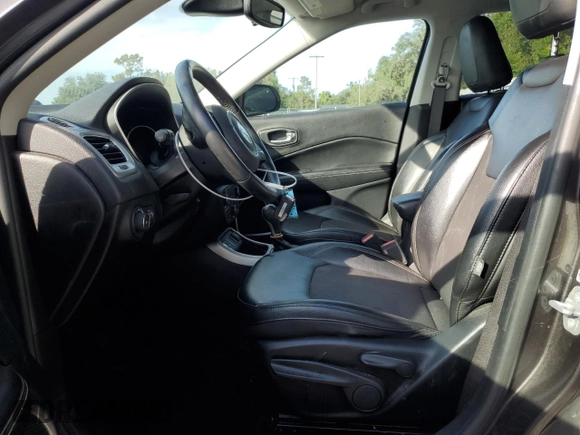2020 Jeep Compass Latitude with VIN 3C4NJCBB4LT102217, listed as a Copart auction lot 59883755 with 56,257 mi miles and Non repairable. Bid and sale history available at DreamBid. Image 7.