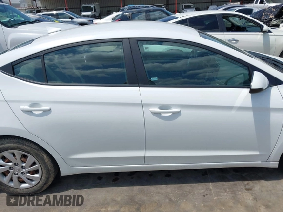 2017 Hyundai Elantra SE z VIN 5NPD74LF3HH097407, wystawiony jako IAAI lot #42216414 z przebiegiem 113 991 mil mil oraz . Historia ofert i sprzedaży dostępna na DreamBid. Obrazek 13.
