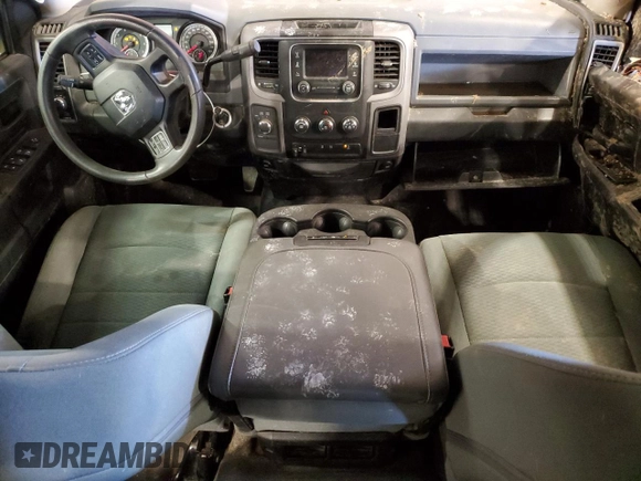 2016 Ram 2500 Tradesman with VIN 3C6UR5CJ7GG308840, listed as a Copart auction lot 46920785 with 479,167 mi miles and Salvage title. Bid and sale history available at DreamBid. Image 8.
