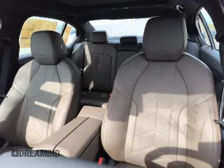 2024 BMW i5 eDrive40 z VIN WBY33FK05RCR56573, wystawiony jako Copart lot #76009714 z przebiegiem 241 mil mil oraz Szkody całkowita. Historia ofert i sprzedaży dostępna na DreamBid. Obrazek 10.