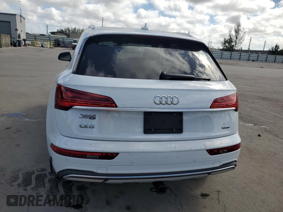 2021 Audi Q5 Prestige with VIN WA1CAAFY3M2112938, listed as a Copart auction lot 42350955 with 33,102 mi miles and Salvage Title. Bid and sale history available at carsss.com. Image 6.