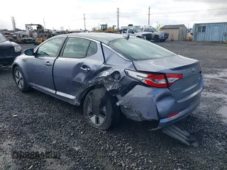 2012 Kia Optima Hybrid with VIN KNAGM4AD5C5022673, listed as a IAAI auction lot 41506860 with 121,982 mi miles. Bid and sale history available at carsss.com. Image 3.